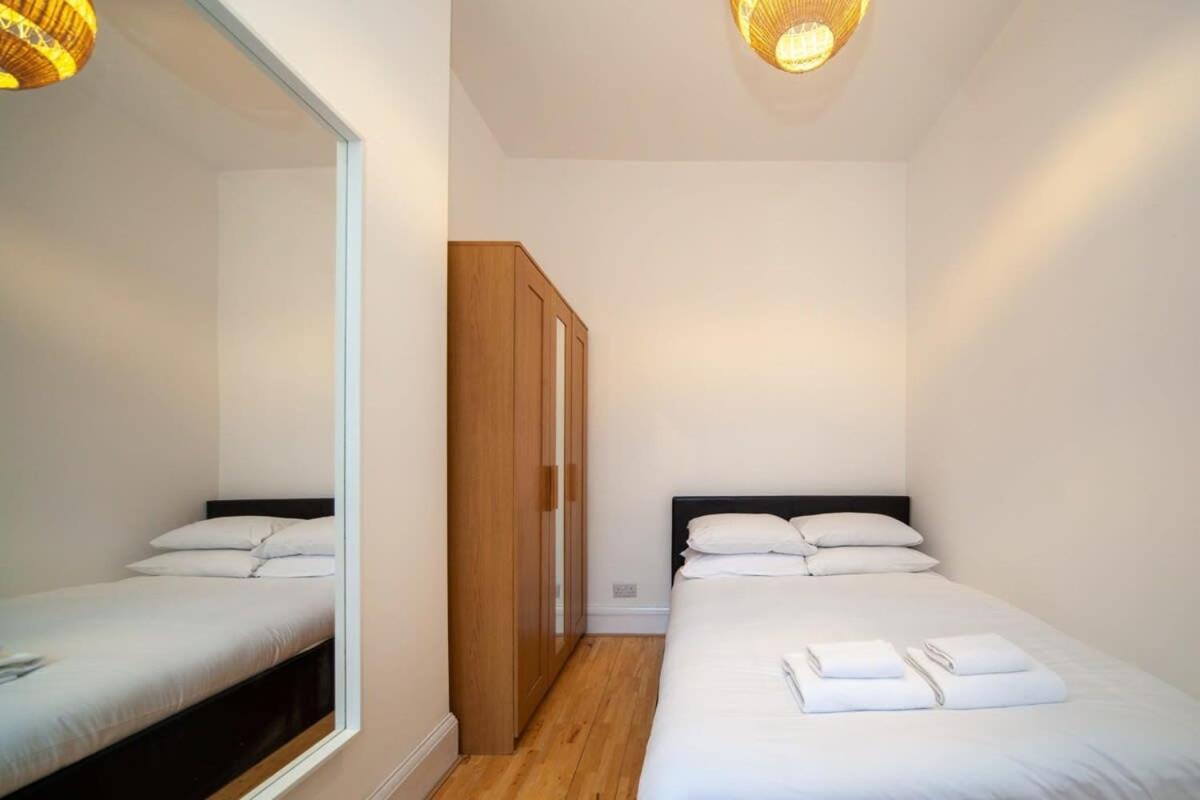 Lovely 2 Bedroom Apartment In Tooting London Exterior foto